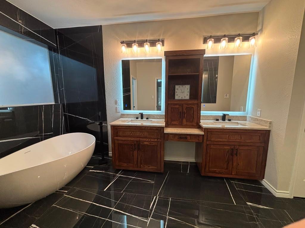Black porcelain tile bathroom design Black porcelain tile bathroom design